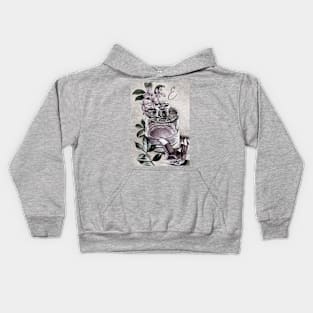 'E' vintage print perfume & rose quartz - personalized Kids Hoodie